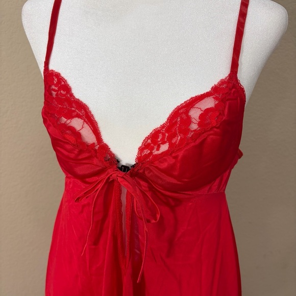 Frederick's of Hollywood Sz M Red Lace Sissy Chemise Gown Sexy Sleep Honeymoon - Picture 5 of 11